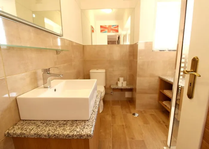 Cozy In 80 M² With View Appartement Portimão