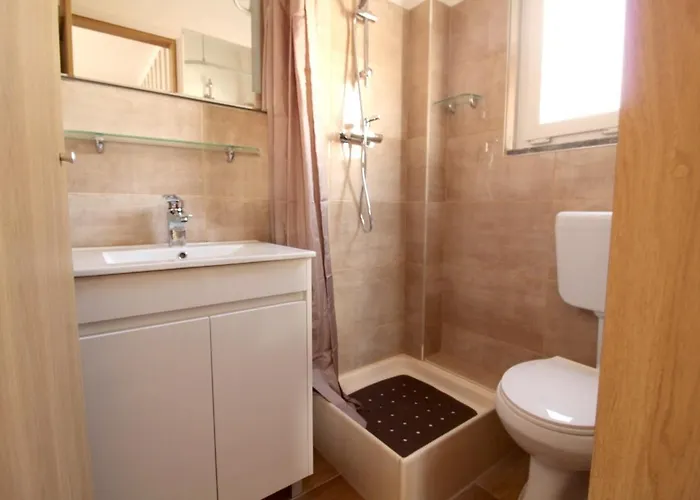 Cozy In 80 M² With View * Portimão